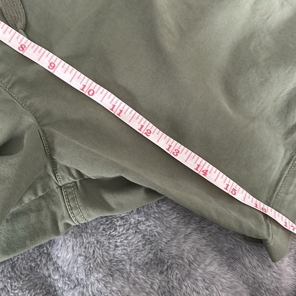 Gap Men’s 7" Easy Shorts With E-Waist, Desert Cactus - Picture 12 of 13